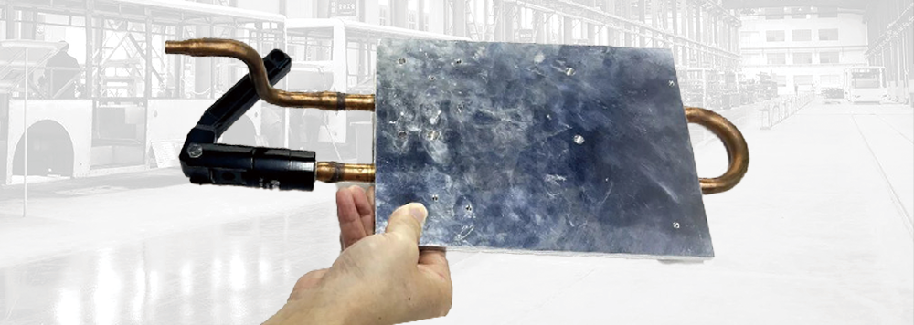 新能源汽车液冷板测试方案：格雷希尔G30系列快速密封连接器的应用与优势