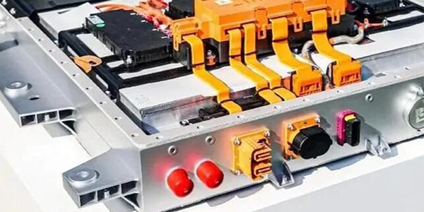 格雷希尔G25F连接器：解决新能源汽车电气端口气密测试难题